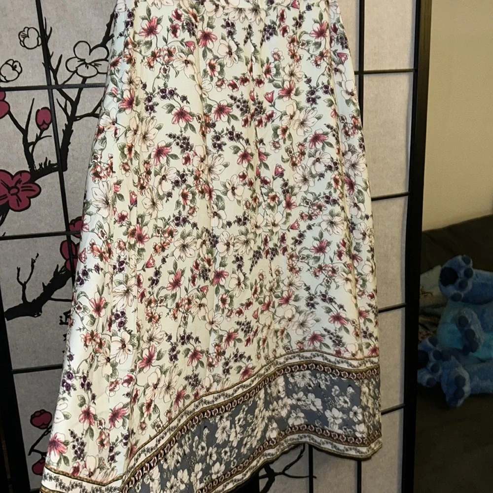 NWT Soulmates front slot maxi skirt with floral print - Picture 8 of 15